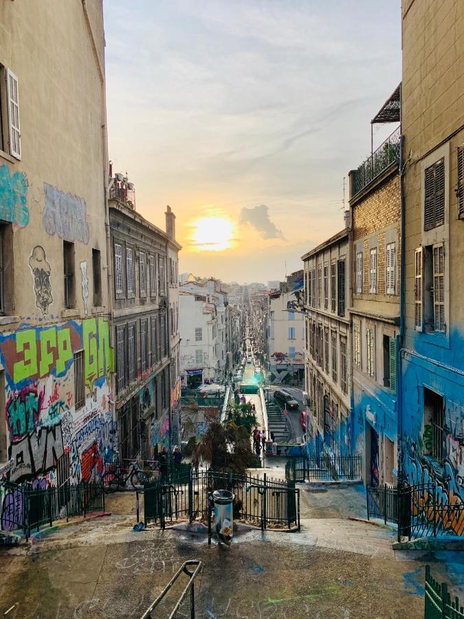 Ravissant Studio En Plein Centre De Marseille Luaran gambar